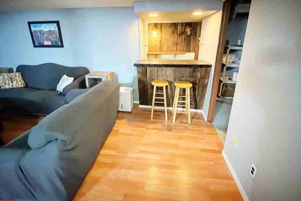 Adorable&Cozy Suburban Home Mins From Dwtn/Airport Рочестер Экстерьер фото