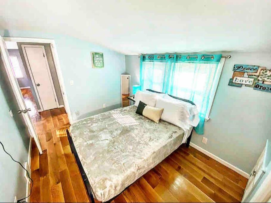 Adorable&Cozy Suburban Home Mins From Dwtn/Airport Рочестер Экстерьер фото