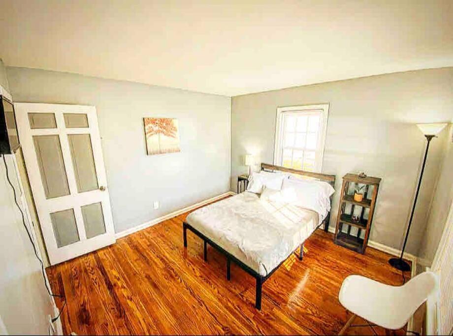 Adorable&Cozy Suburban Home Mins From Dwtn/Airport Рочестер Экстерьер фото